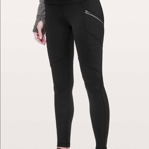 Lululemon Toasty Tech Tight II Black Size 12